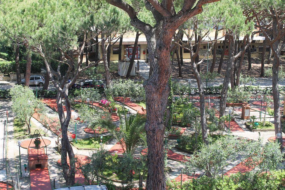 Ricci Hotel - Marina Di Grosseto Eksteriør bilde